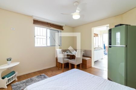 Sala e Quarto de casa para alugar com 1 quarto, 65m² em Jardim São Paulo, São Paulo