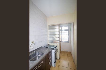 Cozinha de apartamento para alugar com 1 quarto, 42m² em Vila Nova, Porto Alegre