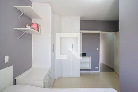 Suíte  de casa à venda com 4 quartos, 160m² em Vila Vivaldi, São Bernardo do Campo