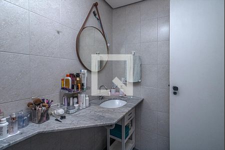 banheiro social_3 de apartamento para alugar com 1 quarto, 42m² em Aclimação, São Paulo