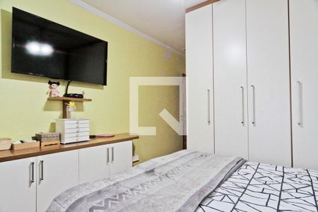 Suíte de casa para alugar com 3 quartos, 300m² em Parque Sao Domingos, São Paulo