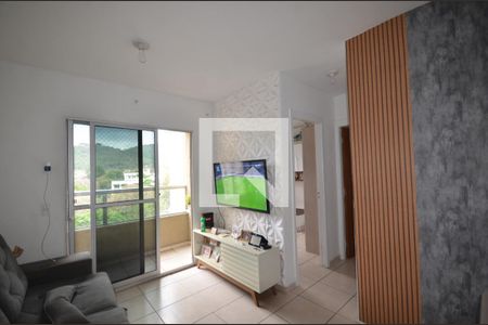 Sala de apartamento para alugar com 2 quartos, 51m² em Jardim Sulacap, Rio de Janeiro