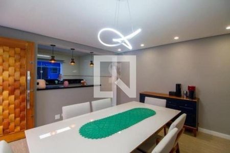 Casa à venda com 3 quartos, 240m² em Campo Belo, São Paulo