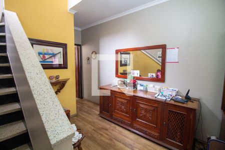 Sala de casa à venda com 3 quartos, 90m² em Jardim Aeroporto, São Paulo