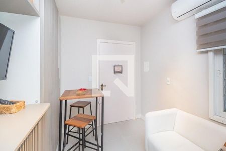 Kitnet/Studio para alugar com 1 quarto, 26m² em Mont’Serrat, Porto Alegre