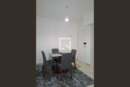 Sala de apartamento para alugar com 2 quartos, 75m² em Jardim Real, Praia Grande
