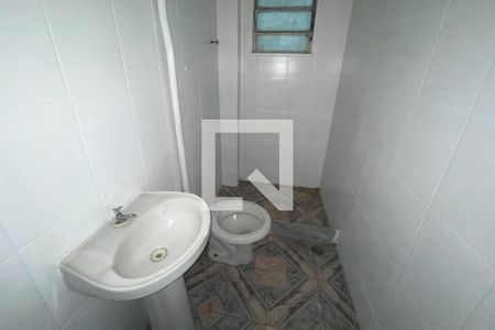 Banheiro de casa para alugar com 1 quarto, 101m² em Parque Lafaiete, Duque de Caxias
