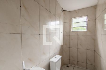 Banheiro de casa para alugar com 1 quarto, 55m² em Parque Boturussu, São Paulo