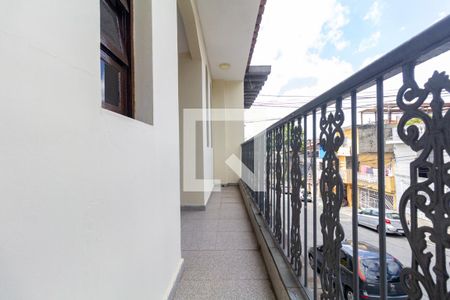 Sacada de casa para alugar com 2 quartos, 130m² em Vila Talarico, São Paulo