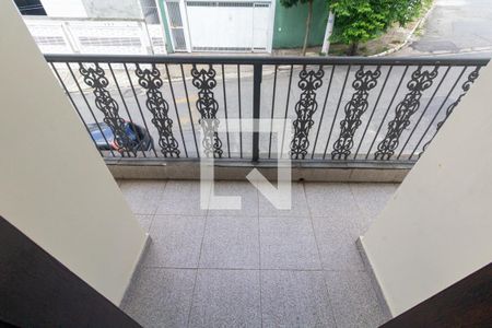 Sacada de casa para alugar com 2 quartos, 130m² em Vila Talarico, São Paulo