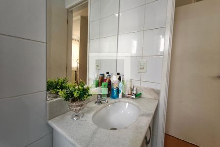 Banheiro Suíte de apartamento à venda com 3 quartos, 75m² em Jardim Nova Europa, Campinas