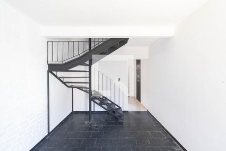 Sala de casa de condomínio para alugar com 2 quartos, 55m² em Campo Grande, Rio de Janeiro