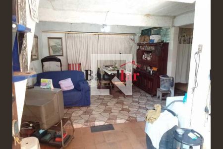 Casa à venda com 3 quartos, 120m² em Santo Cristo, Rio de Janeiro