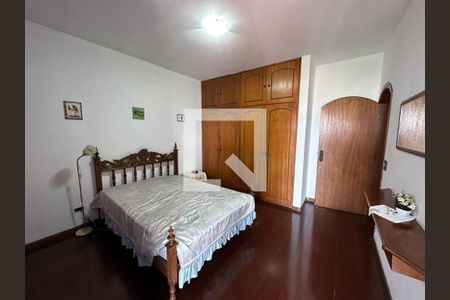 Casa à venda com 4 quartos, 250m² em Jardim Sao Luiz, São Paulo