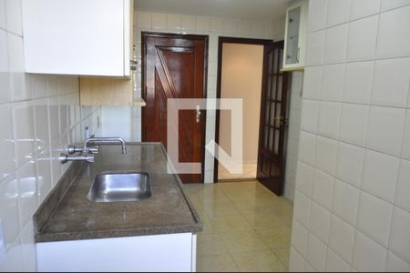 Apartamento para alugar com 3 quartos, 130m² em Todos Os Santos, Rio de Janeiro