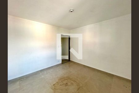 Quarto 1 de casa à venda com 3 quartos, 180m² em Jardim Santa Mena, Guarulhos