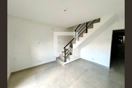 Sala de casa à venda com 3 quartos, 180m² em Jardim Santa Mena, Guarulhos