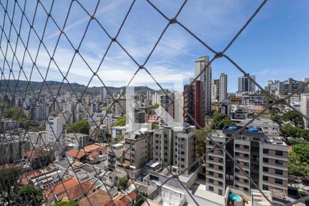 Varanda - VIsta de apartamento à venda com 4 quartos, 143m² em Santo Antônio, Belo Horizonte