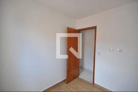 Quarto 2 de apartamento à venda com 2 quartos, 45m² em Vila Nivi, São Paulo