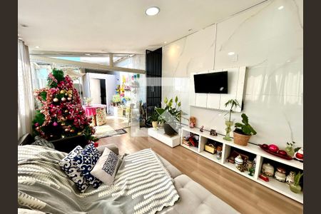 Sala de apartamento para alugar com 3 quartos, 102m² em Cocaia, Guarulhos