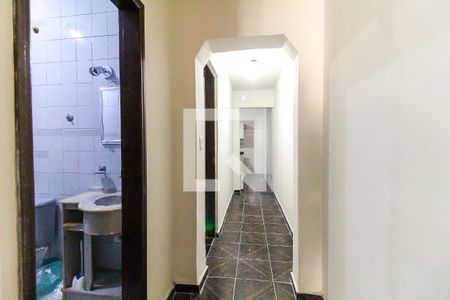 Corredor de casa à venda com 4 quartos, 150m² em Itaquera, São Paulo