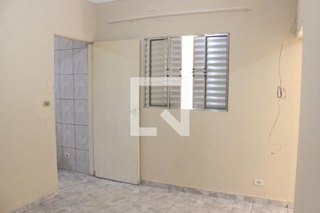 Quarto de casa para alugar com 2 quartos, 110m² em Vila Paraiso, Guarulhos