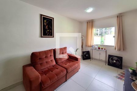 Sala de casa à venda com 3 quartos, 360m² em Itaipu, Niterói