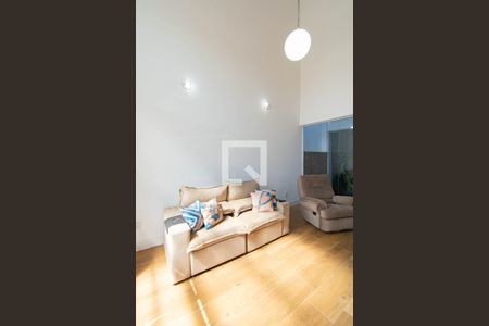 Casa à venda com 4 quartos, 274m² em Harmonia, Canoas