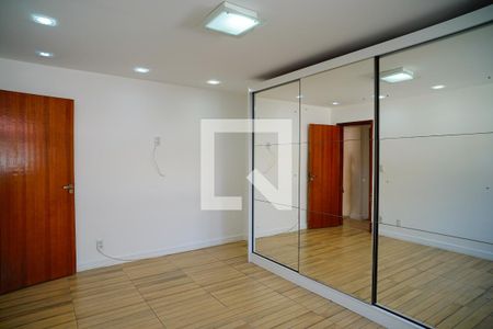 Quarto 1 de apartamento à venda com 2 quartos, 59m² em Santa Rosa, Niterói