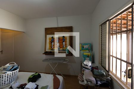 Suíte 1 de casa à venda com 5 quartos, 180m² em Jardim Canada, Nova Lima