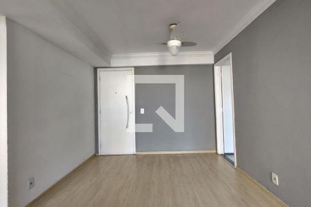 Sala de apartamento para alugar com 2 quartos, 70m² em Pechincha, Rio de Janeiro