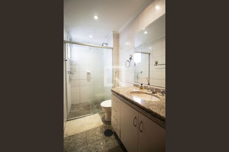 Banheiro de apartamento para alugar com 1 quarto, 51m² em Vila Nova Conceição, São Paulo