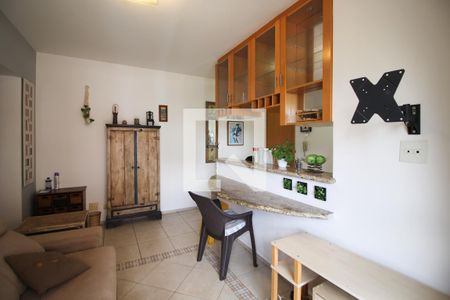 Sala de apartamento para alugar com 1 quarto, 51m² em Vila Nova Conceição, São Paulo