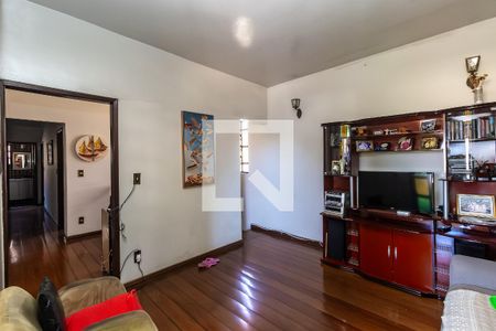 Sala 1 de casa à venda com 8 quartos, 574m² em Pampulha, Belo Horizonte