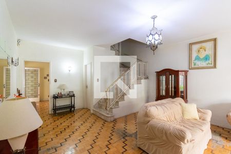 Casa à venda com 3 quartos, 175m² em Jardim Prudência, São Paulo