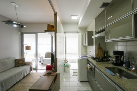Sala / Cozinha de kitnet/studio à venda com 1 quarto, 49m² em Itaim Bibi, São Paulo