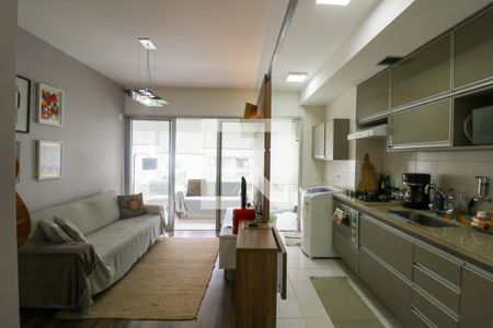 Sala / Cozinha de kitnet/studio à venda com 1 quarto, 49m² em Itaim Bibi, São Paulo
