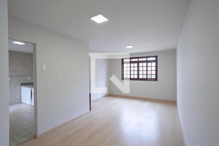Sala de casa à venda com 4 quartos, 210m² em Castelo, Belo Horizonte