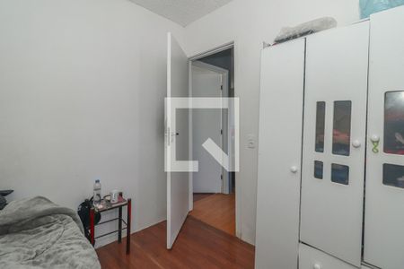 Quarto 2 de apartamento à venda com 2 quartos, 42m² em Rubem Berta, Porto Alegre