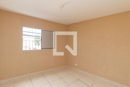 Quarto 2 de casa para alugar com 2 quartos, 68m² em Vila Rosaria, São Paulo