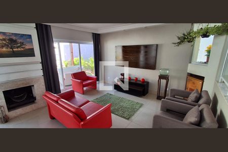 Casa à venda com 3 quartos, 254m² em Jardim Sao Caetano, São Caetano do Sul