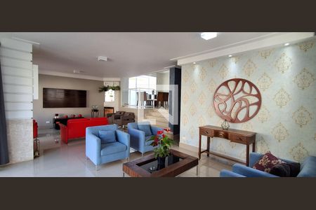 Casa à venda com 3 quartos, 254m² em Jardim Sao Caetano, São Caetano do Sul