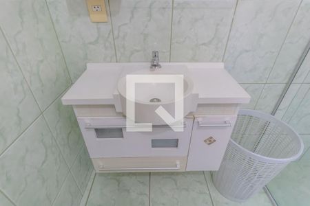 Banheiro da Suíte de casa para alugar com 3 quartos, 96m² em Jardim Primeiro de Maio (chacara Fazendinha), Osasco