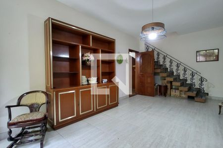 Sala de casa à venda com 3 quartos, 200m² em Tanque, Rio de Janeiro