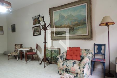 Sala de casa à venda com 3 quartos, 200m² em Tanque, Rio de Janeiro