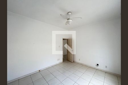 Quarto 1 de casa para alugar com 3 quartos, 100m² em Méier, Rio de Janeiro