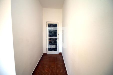 Corredor de apartamento para alugar com 2 quartos, 100m² em Irajá, Rio de Janeiro