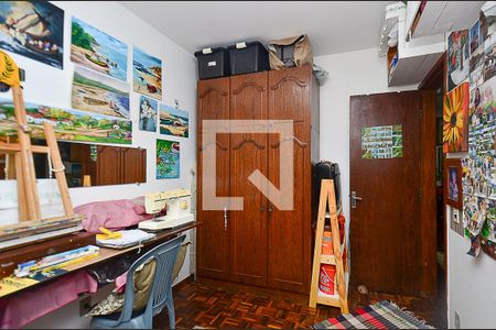 Quarto 2 de apartamento para alugar com 2 quartos, 45m² em Sagrada Família, Belo Horizonte