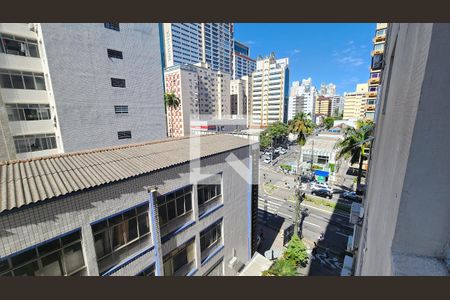 Vista da Sala de apartamento para alugar com 2 quartos, 96m² em Gonzaga, Santos