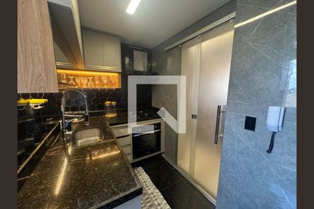Cozinha de apartamento para alugar com 2 quartos, 120m² em Jardim America, Belo Horizonte